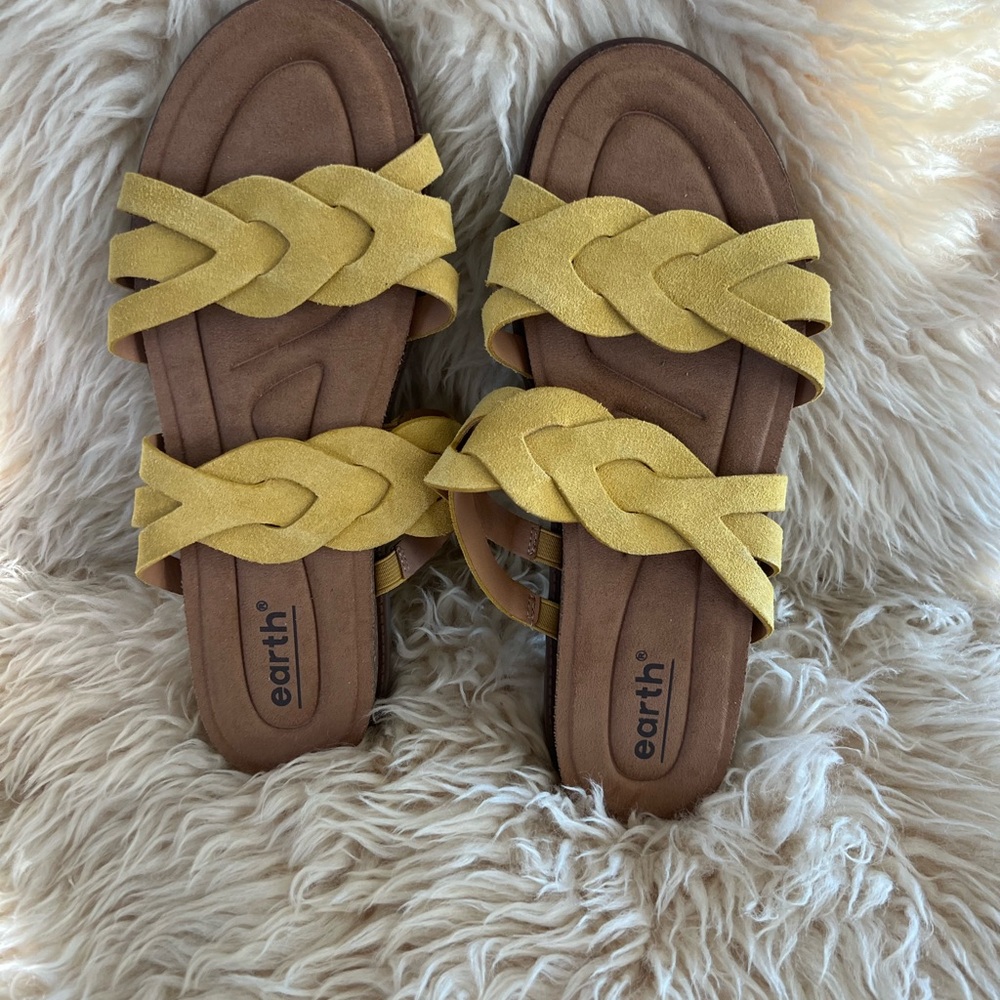 Earth Women's Mustard Braided Sandals